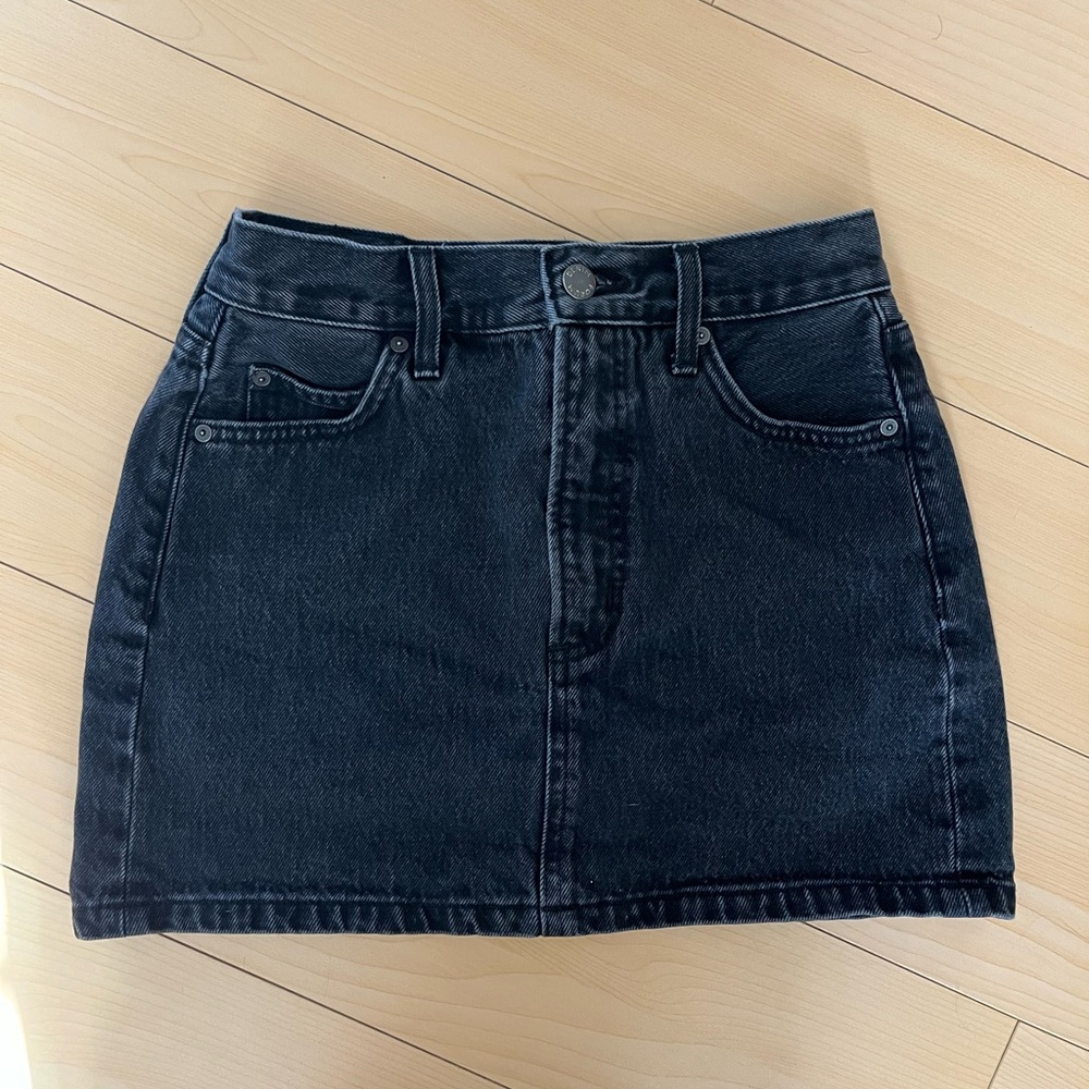 Aritzia Denim Forum Denim Ricci Skirt